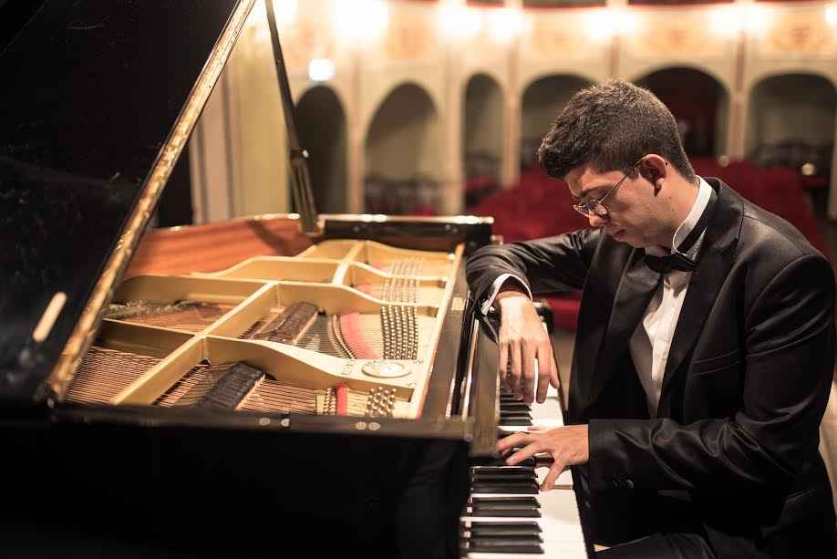 Il pianista Ruben Micieli protagonista al Municipale il 29 novembre