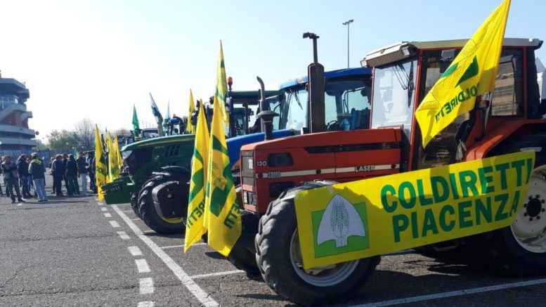 Agricoltori piacentini manifestano a Verona