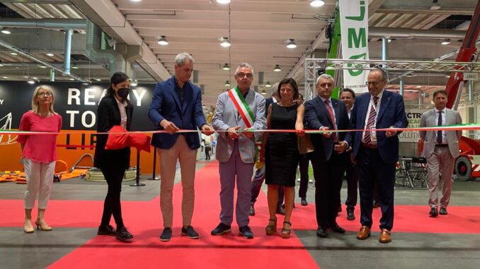 Successo di pubblico nella giornata inaugurale della seconda edizione del PIPELINE & GAS EXPO (PGE)