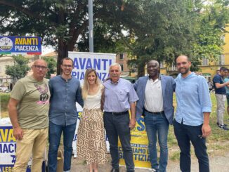 Lega, il senatore Tony Iwobi oggi in visita a Piacenza: "No all’immigrazione clandestina, vero schiavismo moderno"