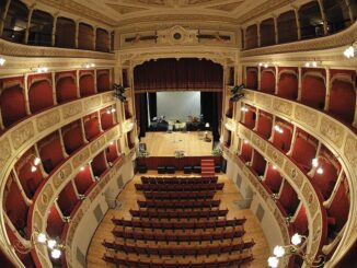 Teatro Verdi di Fiorenzuola, “Dal labbro, il canto...”: al via la stagione teatrale l'8 ottobre