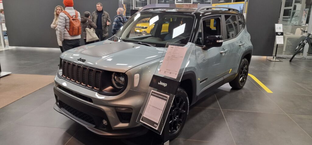 Da Parigi a Piacenza, la nuova Jeep Avenger presentata a Programma Auto:  Una nuova frontiera dell'elettrificazione - FOTO e VIDEO