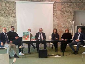 A-Bobbio-lo-shopping-premia-un-Concorso-mette-in-palio-tre-viaggi