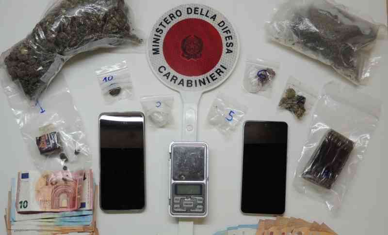 Cocaina, Hashish E Marijuana: Blitz Dei Carabinieri E Due Arresti