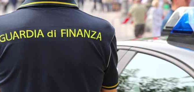 Guardia-di-Finanza-apero-il-bando-per-16-nuovi-allievi