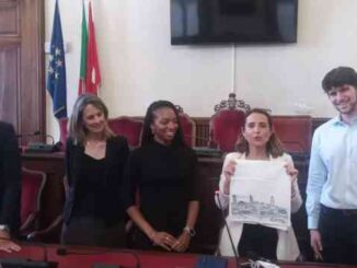 Studenti-della-North-Carolina-State-University-in-Municipio-a-Piacenza-i-ragazzi-sono-ospiti-dell8217Universita-Cattolica