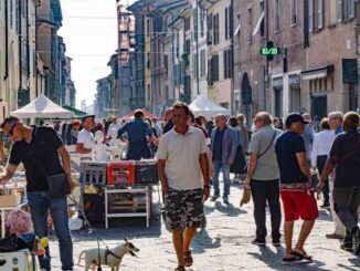 Torna domenica primo settembre il Via Roma Street Market